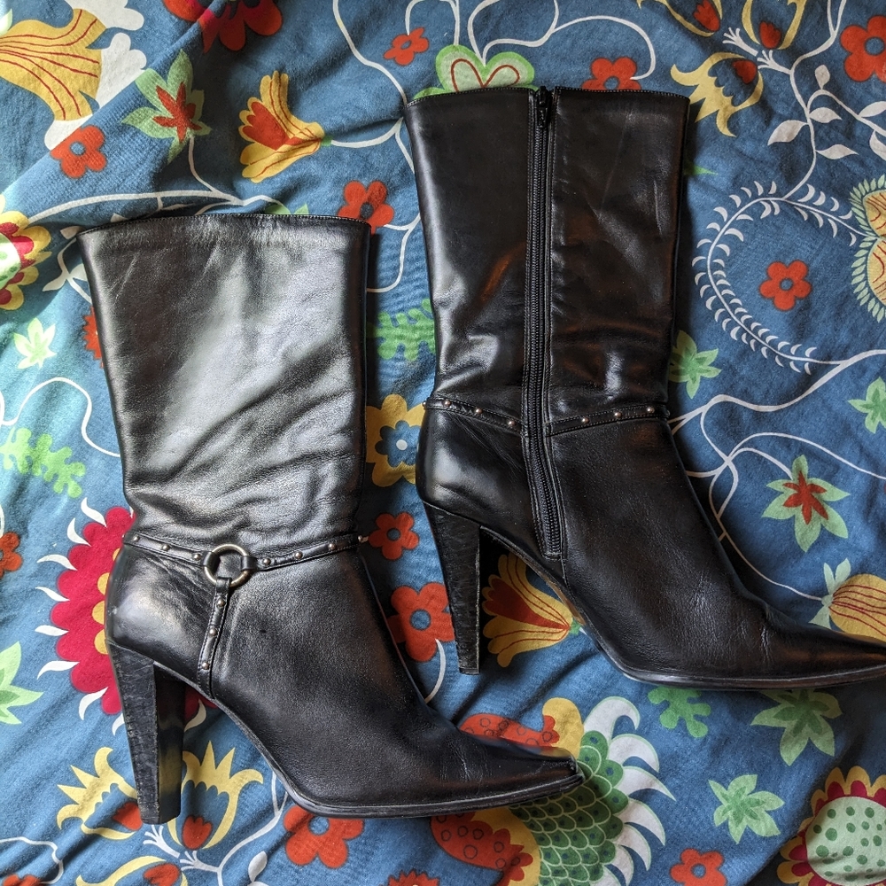 Vintage Shiny Black Heeled Boots